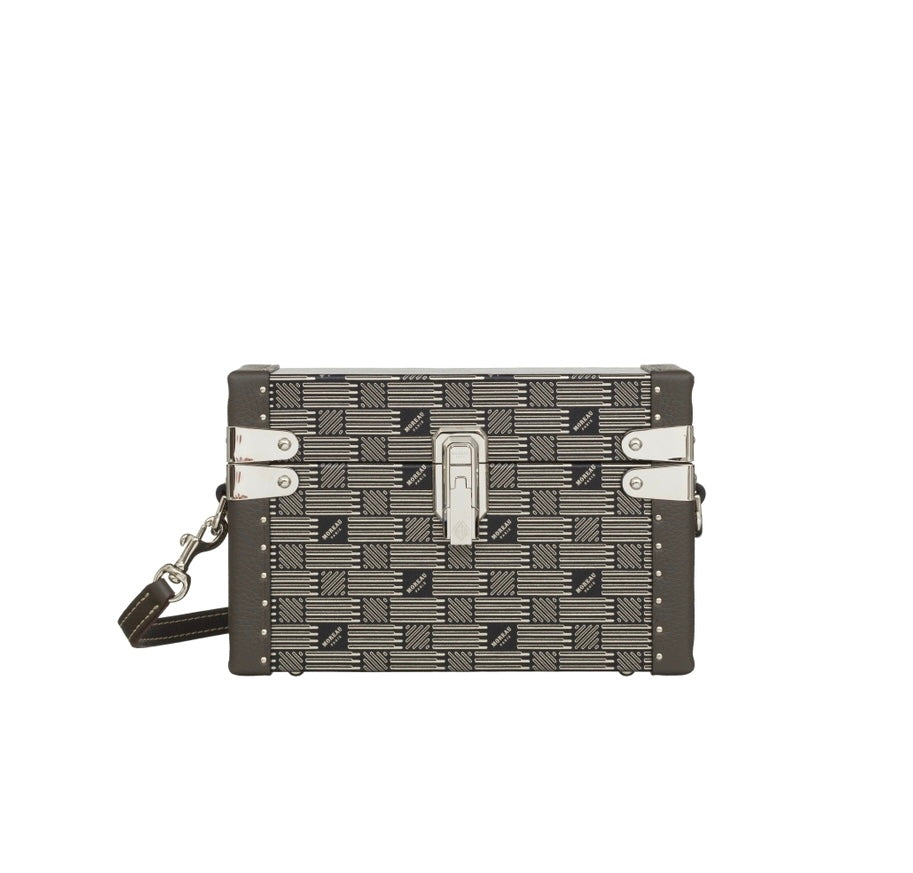VICTORIA TRUNK